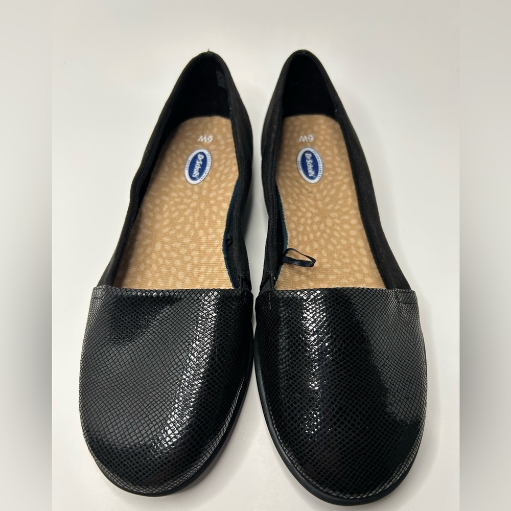 Dr Scholls Casual Snake Print Upper Suede Loafer. Allen Flat Size 6 Wide Width